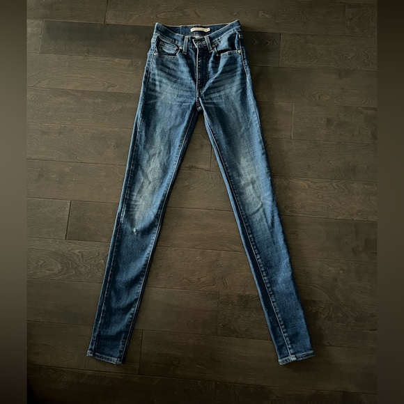 Levi’s Skinny Jeans - Picture 4 of 9